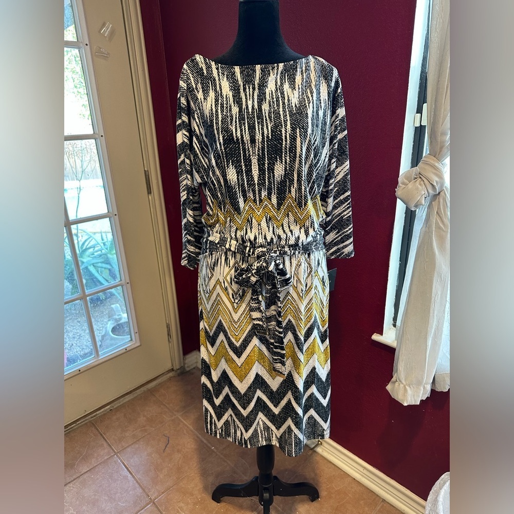 Ellen Tracy Dress Size 8 Black White Yellow Chevron Belted 3/4 Sleeve NWT - Picture 9 of 10